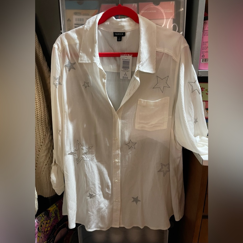 White button up blouse with silver embroidered stars